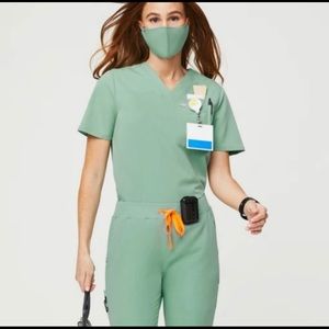 Limited Edition Jade FIGS Scrub Set